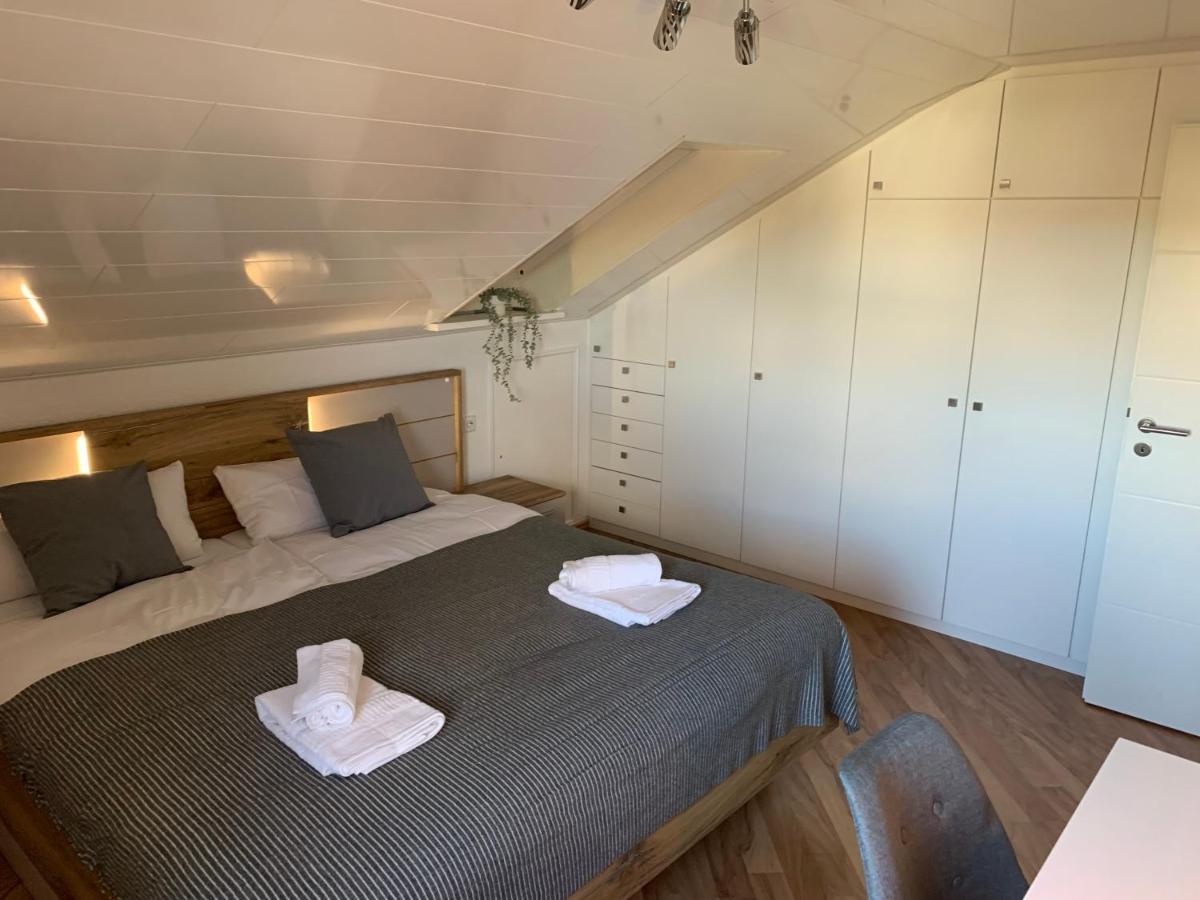 2 Zimmer Ferienwohnung Obersulm Exteriör bild